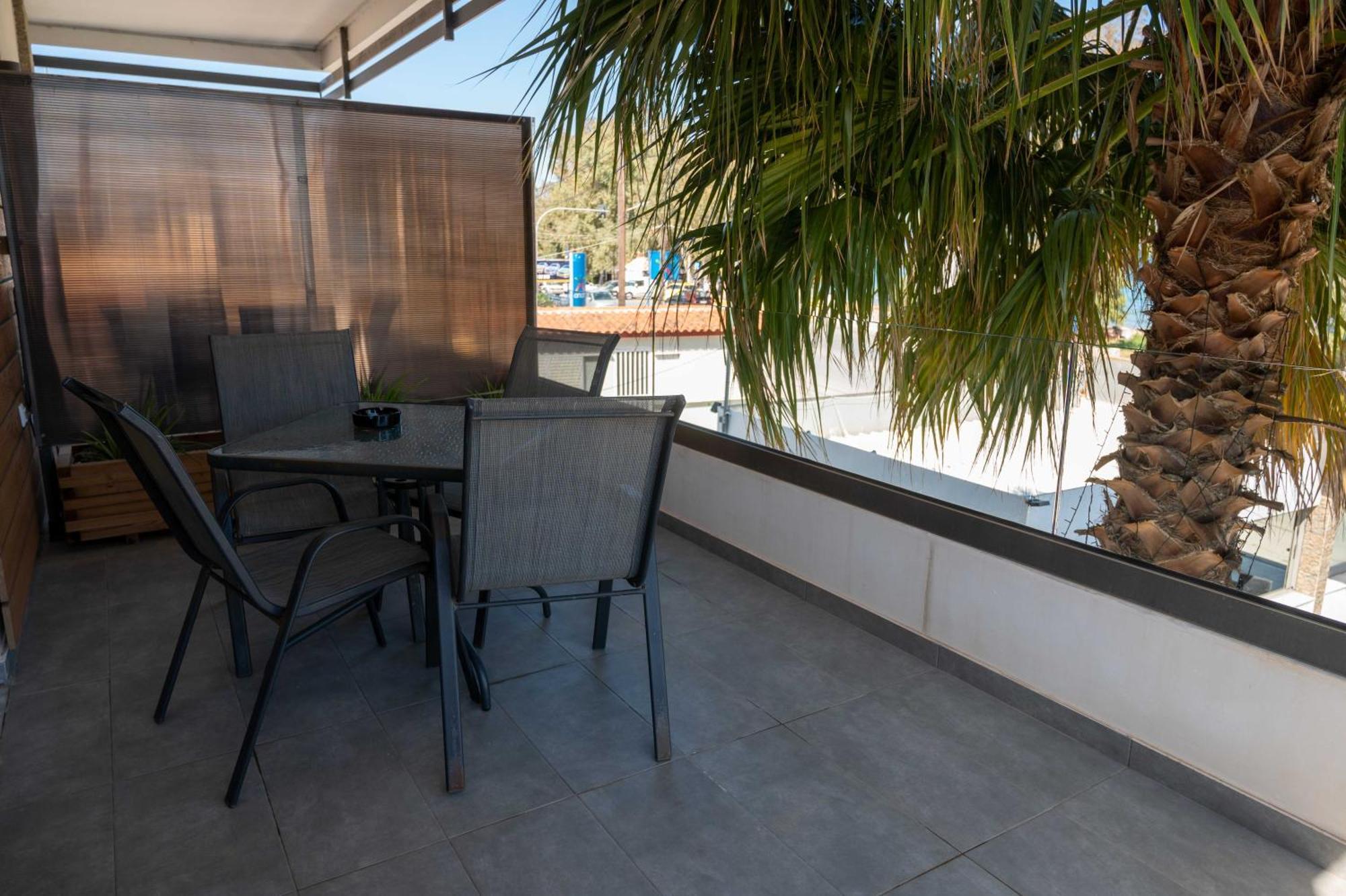 Finikas Suites & Apartments 10Min From Athens Airport Artemida  Eksteriør billede