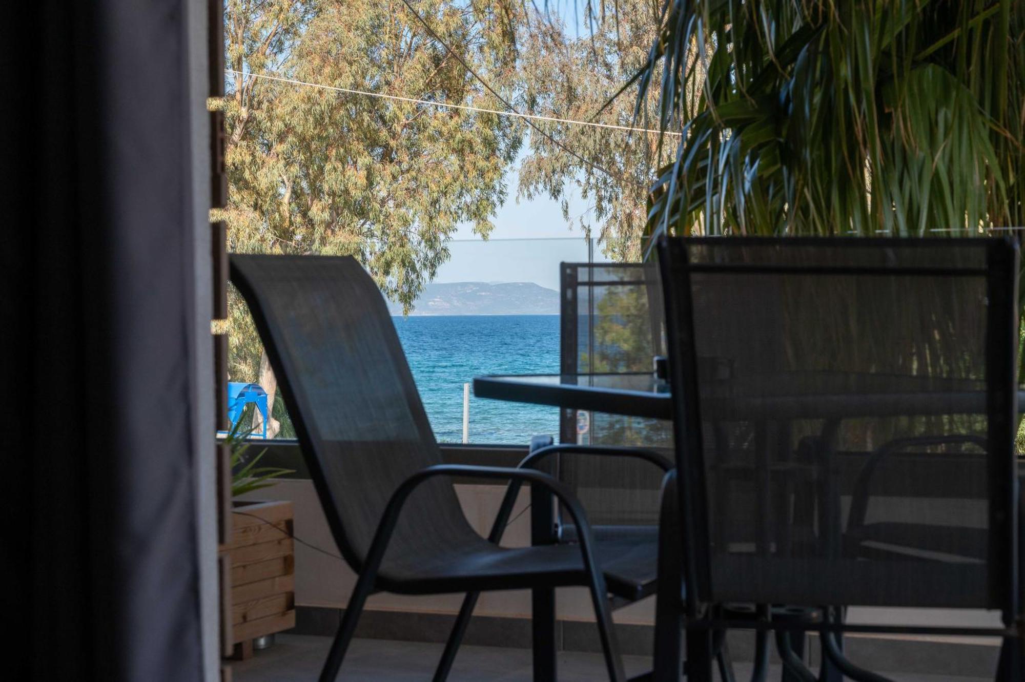 Finikas Suites & Apartments 10Min From Athens Airport Artemida  Eksteriør billede