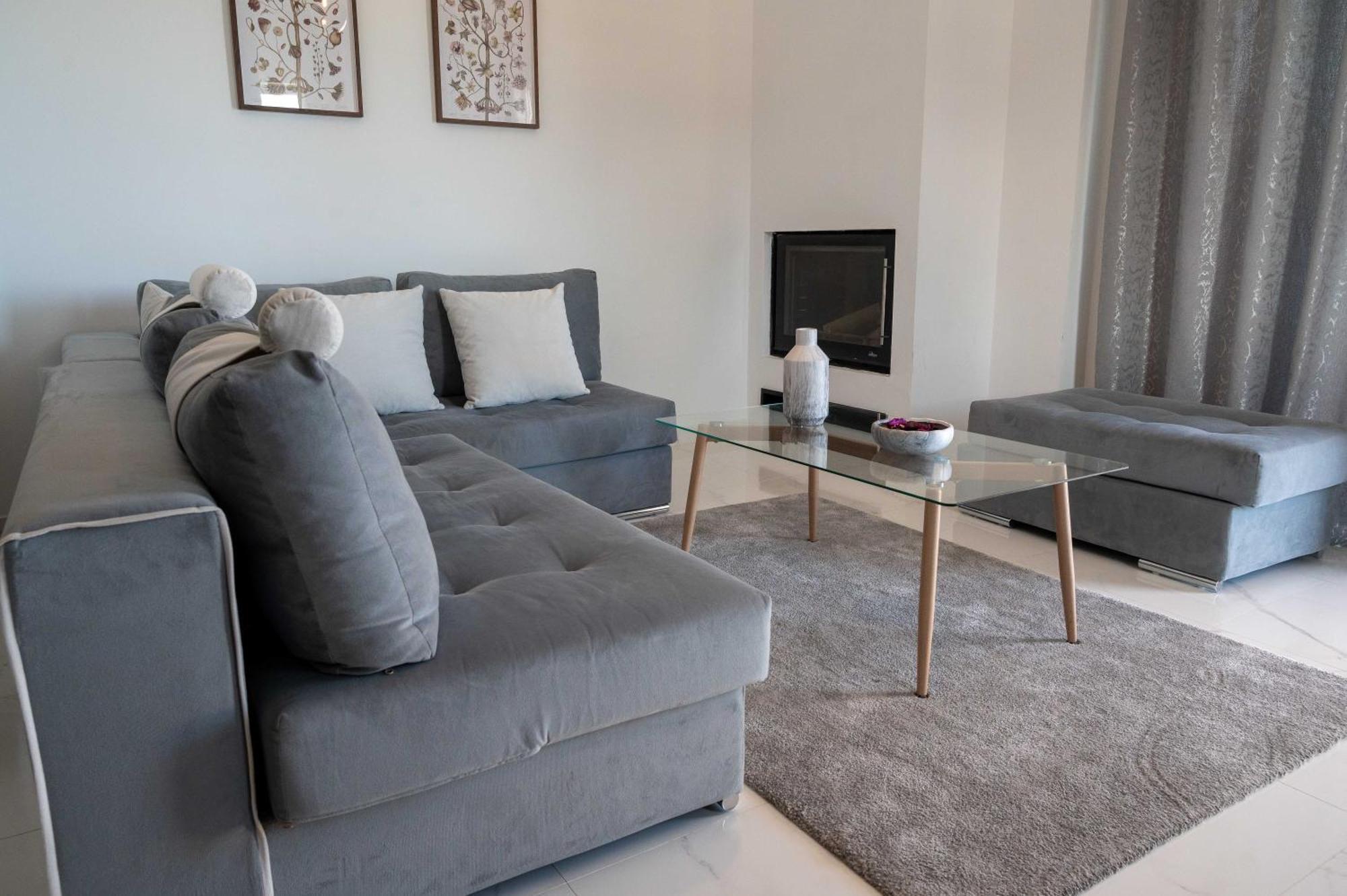 Finikas Suites & Apartments 10Min From Athens Airport Artemida  Eksteriør billede